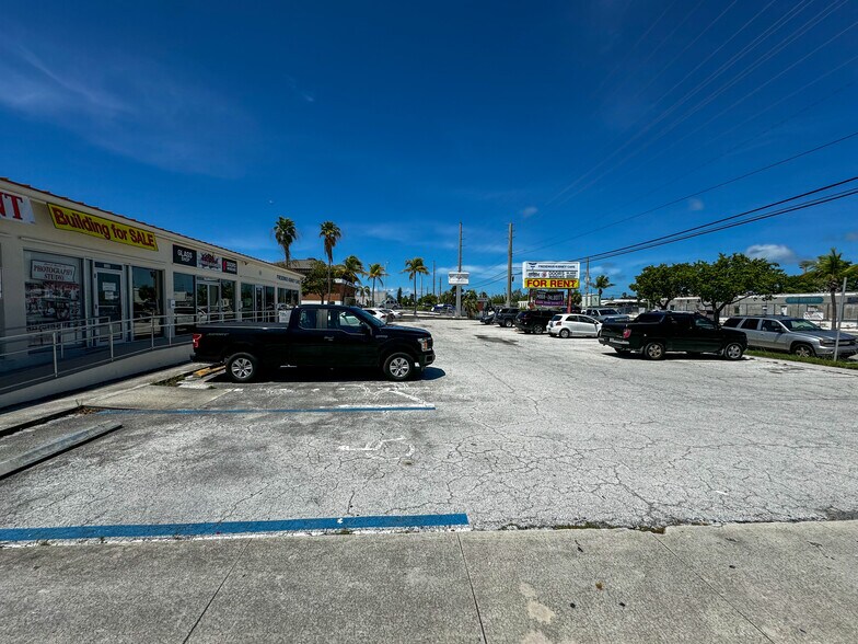 More Photos Of 3216 Flagler Ave, Key West Storefront Retail Office For Lease