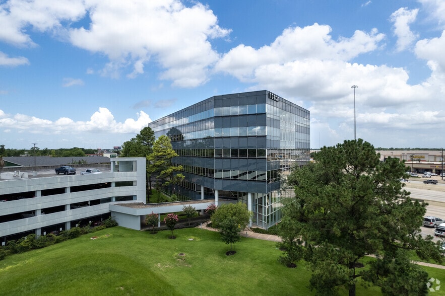 More Photos Of 13831 Northwest Fwy, Houston Office For Lease