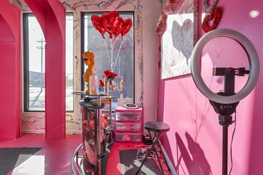 More Photos Of 1555-1563 N 4th St, Columbus Apartments For Sale