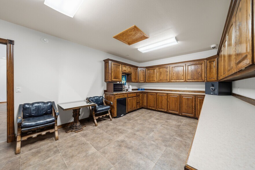 More Photos Of 15288 AR-22, Dardanelle Warehouse For Sale