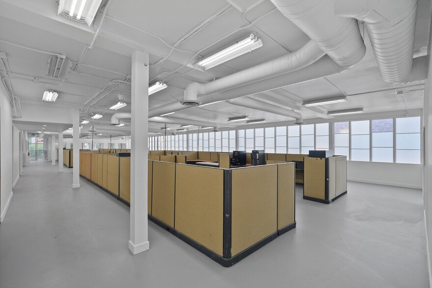 More Photos Of 2215 N Broadway, Santa Ana Medical For Sale