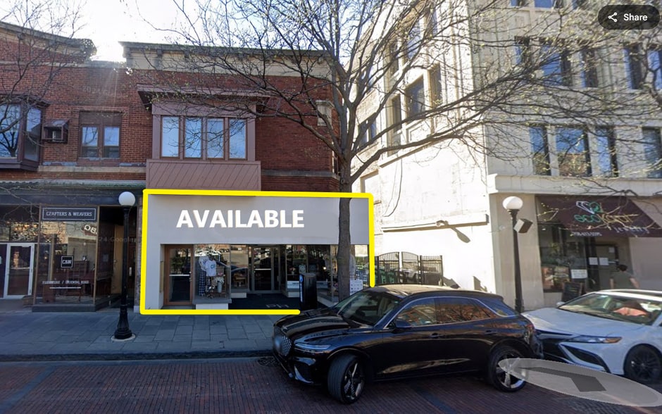 More Photos Of 127 N Marion St, Oak Park Storefront For Lease