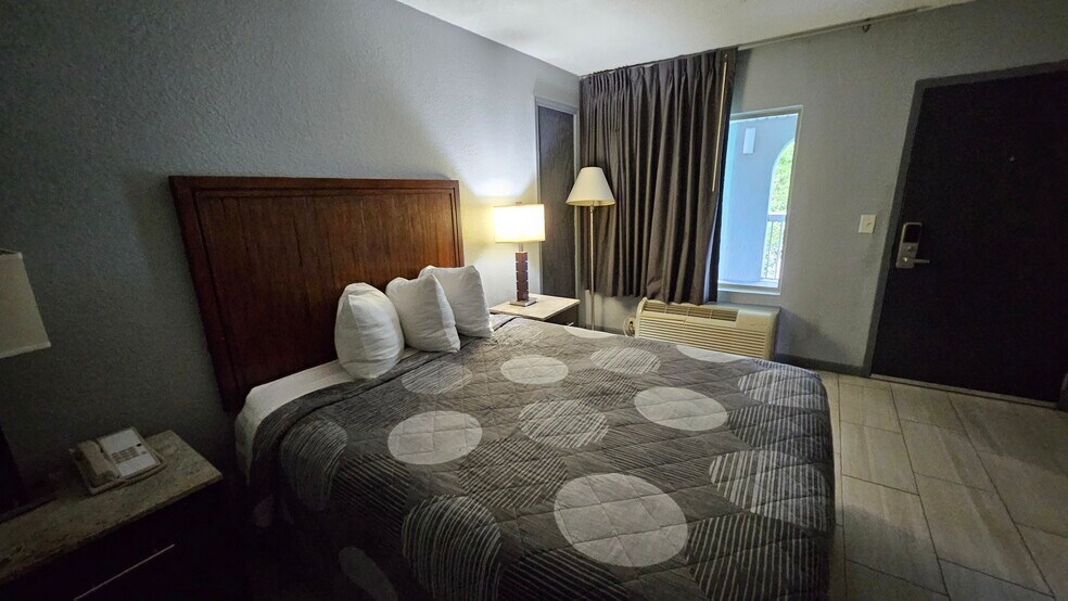 More Photos Of 3200 S Orlando Dr, Sanford Hospitality For Sale