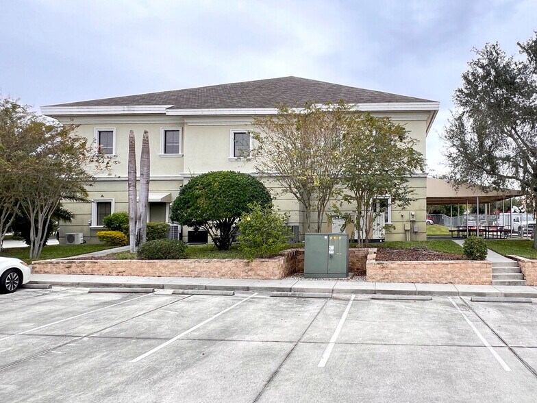 More Photos Of 308 Avenue G SW, Winter Haven Office For Lease