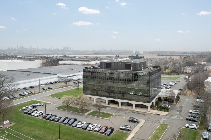 More Photos Of 3 Empire Blvd, Moonachie Office For Lease
