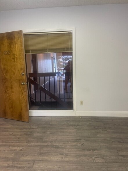 More Photos Of 15750 Winchester Blvd, Los Gatos Office For Lease