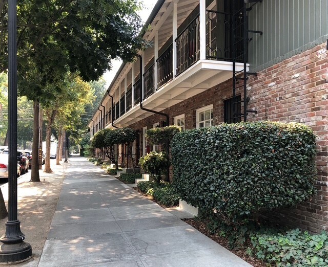 More Photos Of 1510 18th St, Sacramento Apartments For Sale