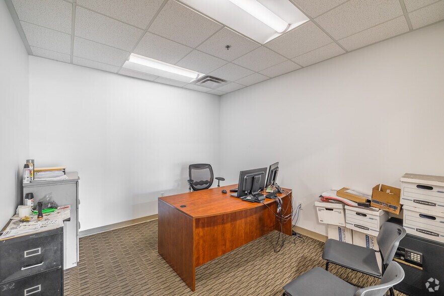 More Photos Of 2310 Charleston Regional Pky, Charleston Distribution For Lease