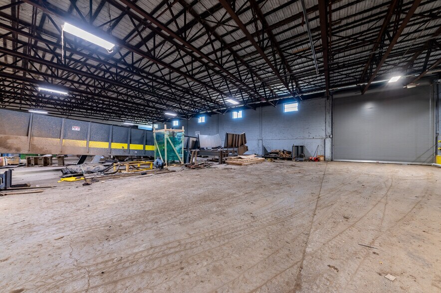 More Photos Of 164 Eyster Rd, Halltown Manufacturing For Sale