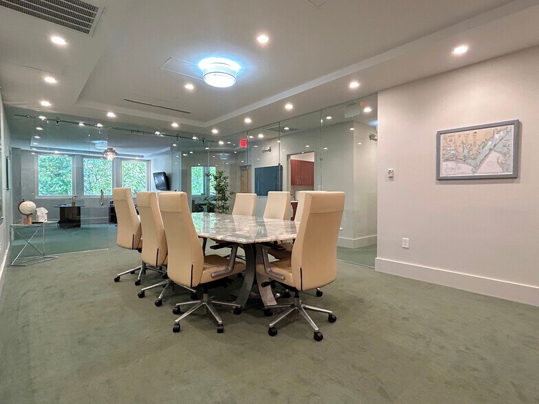 More Photos Of 5720 Creedmoor Rd, Raleigh Medical For Sale