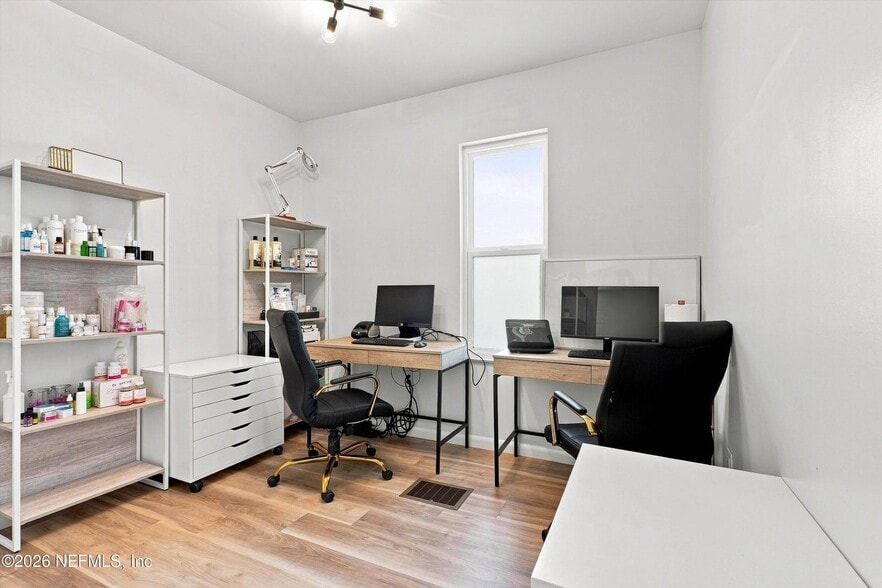 More Photos Of 2103 Atlantic Blvd, Jacksonville Office For Sale