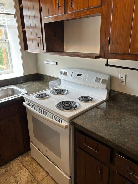 More Photos Of 7 N 21st St, Richmond Multifamily For Sale