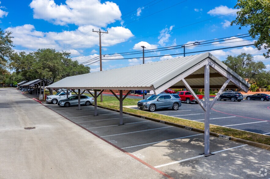 More Photos Of 211 N Loop 1604 E, San Antonio Unknown For Lease