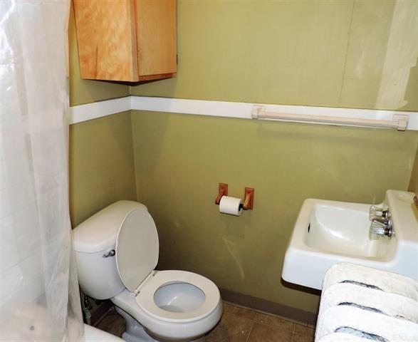 More Photos Of 803 E College St, Iowa City Apartments For Sale