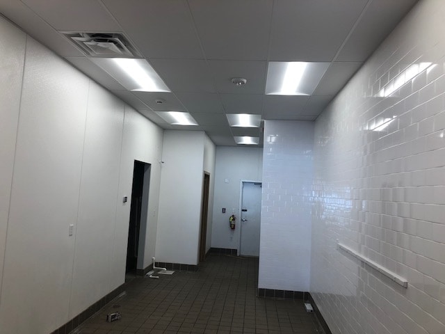 More Photos Of 2005 SE Delaware Ave, Ankeny Storefront For Lease