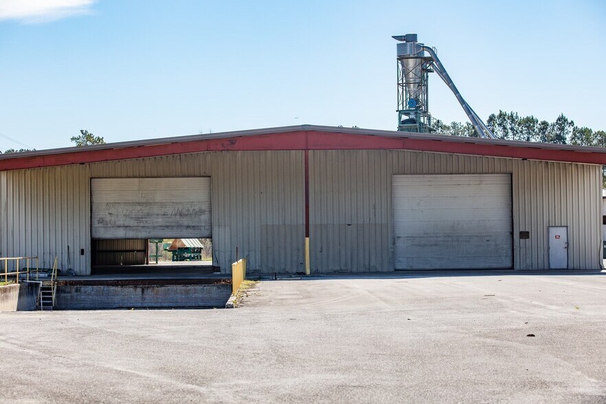 More Photos Of 1753 Porter Rd, Currie Warehouse For Lease