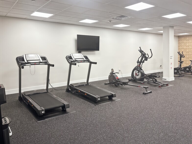 More Photos Of 1100 Cornwall Rd, South Brunswick Coworking Space