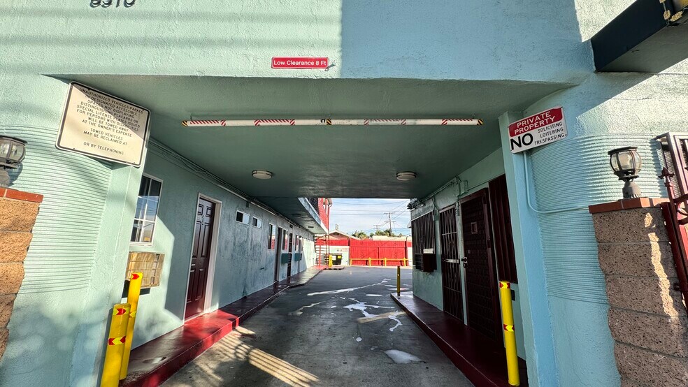 More Photos Of 6310 S Figueroa St, Los Angeles Hotel For Sale