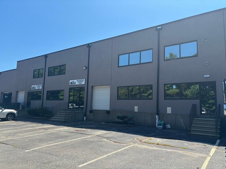 Primary Photo Of 35 Corporate Park Dr, Pembroke Light Distribution For Lease