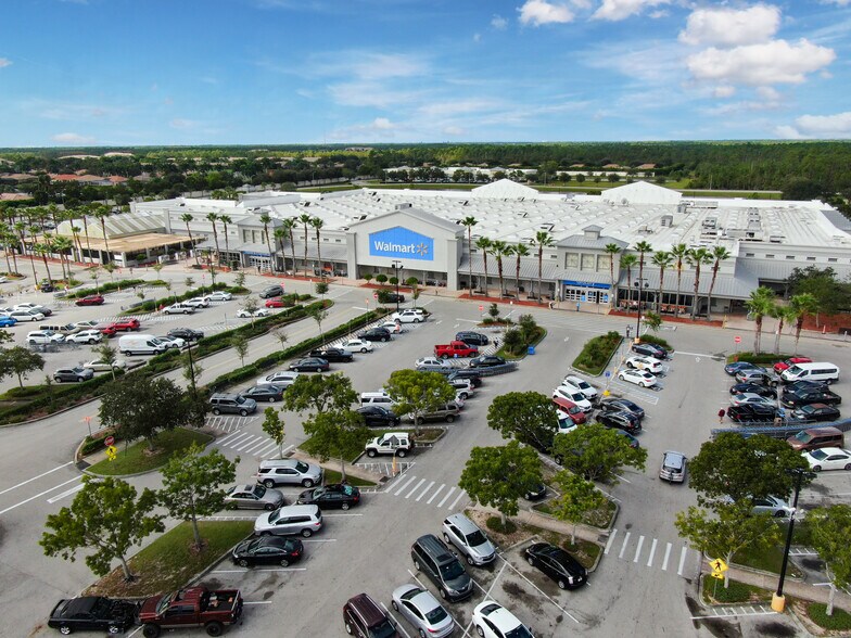 More Photos Of 9960 Business Cir, Naples Unknown For Lease