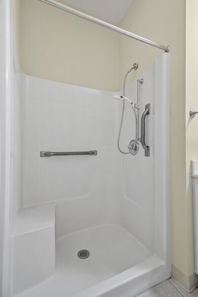 More Photos Of 100 W Lake Professional Park, Geneva Assisted Living For Sale