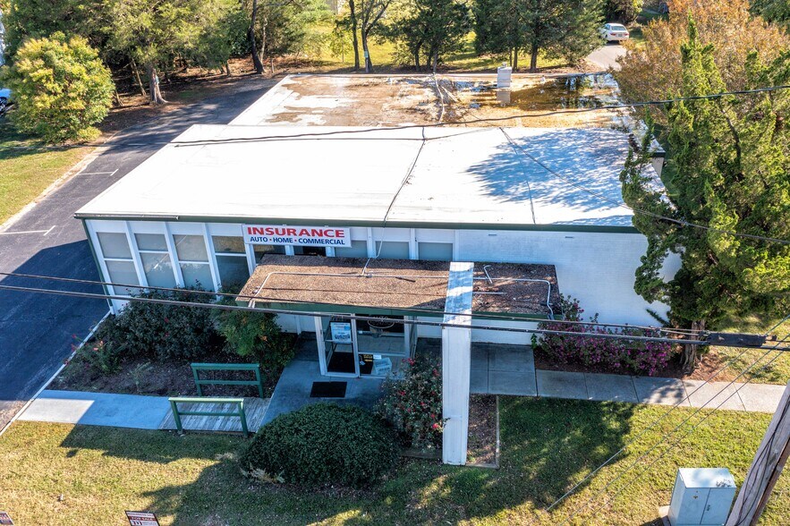 More Photos Of 645 Penniman Rd, Williamsburg Bank For Sale