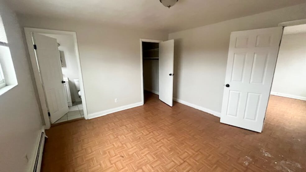 More Photos Of 2109 Harrison Ave, Cincinnati Apartments For Sale