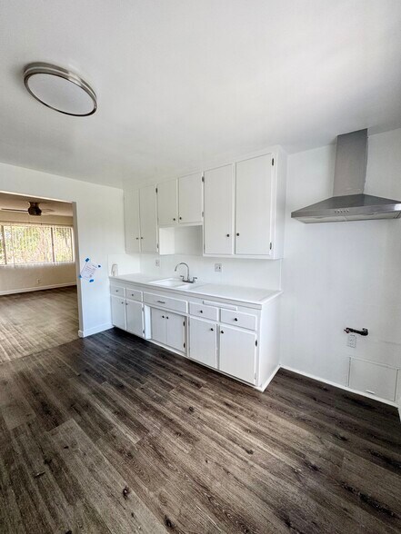 Primary Photo Of 451 S Breed St, Los Angeles Apartments For Sale