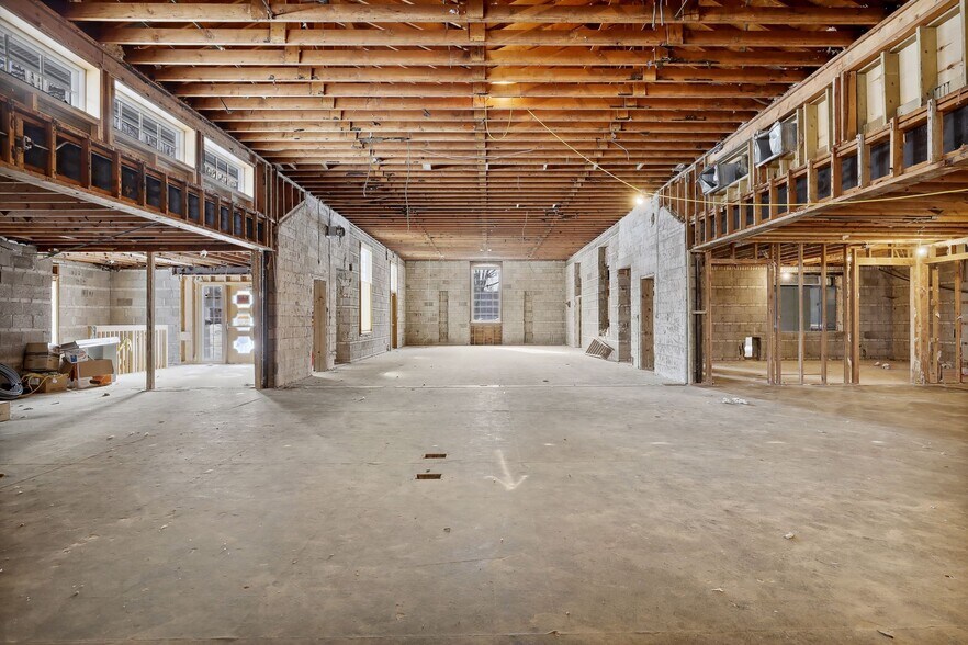 More Photos Of 1671 Summit Ave, Saint Paul Religious Facility For Sale