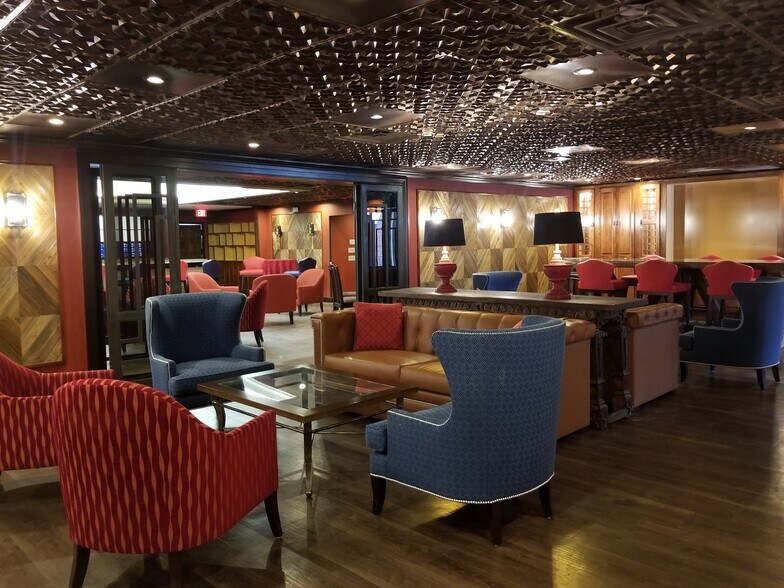 More Photos Of 6945 Pocahontas Trl, Williamsburg Hotel For Sale