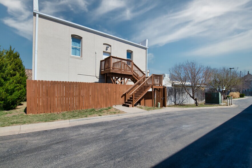 More Photos Of 2319 Vinton St, Omaha Office Residential For Sale