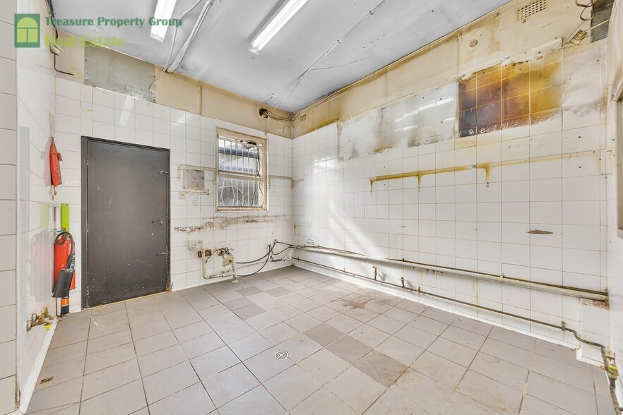 More Photos Of 272-276 Cleveland Ave, Surry Hills Apartments For Lease