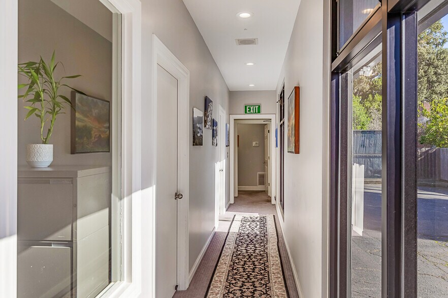 More Photos Of 2075 Pioneer Ct, San Mateo Medical For Lease