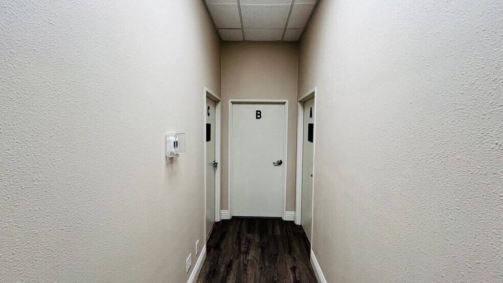 More Photos Of 15447 Anacapa Rd, Victorville Loft Creative Space For Lease