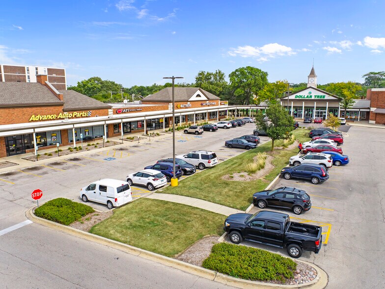 More Photos Of 1075-1151 S York Rd, Bensenville Unknown For Lease