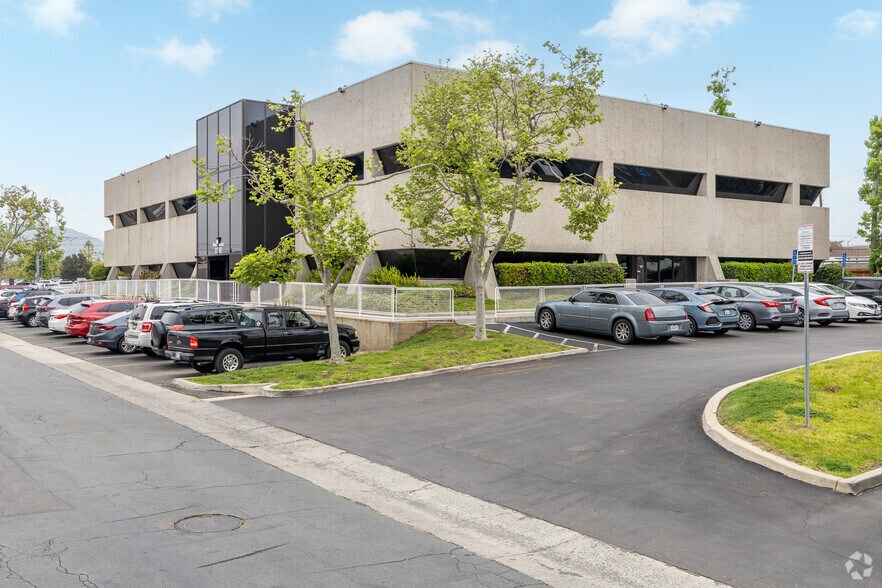 More Photos Of 8760 Cuyamaca St, Santee Coworking Space