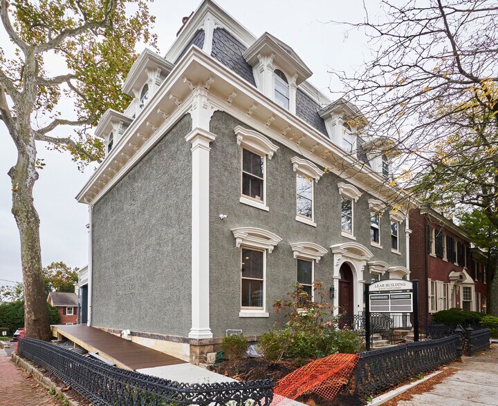 More Photos Of 68 E Court St, Doylestown Office For Sale