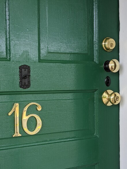 More Photos Of 16 Main St, Sperryville Apartments For Sale