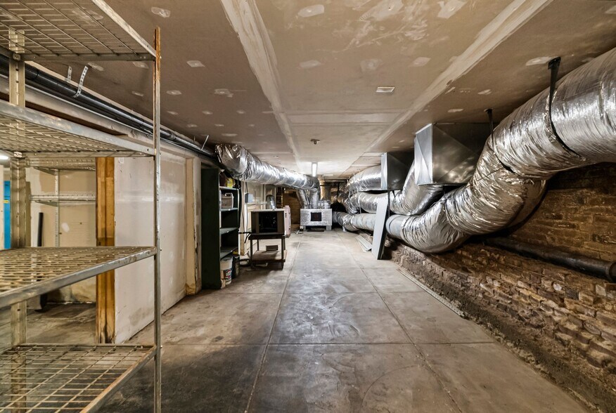 More Photos Of 131 Broadway St, Chico Restaurant For Sale