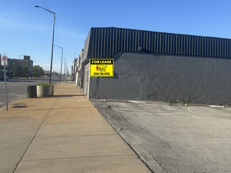 More Photos Of 1530 Broadway, Gary Storefront For Lease