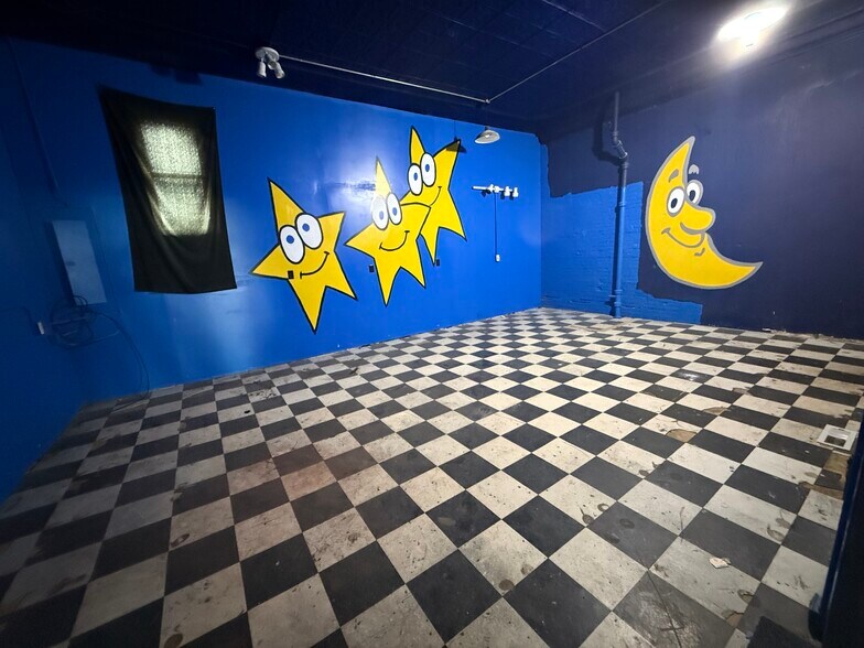 More Photos Of 319 Main St, Towanda General Retail For Lease