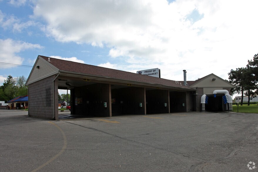 More Photos Of 913 Western Ave, Toledo Carwash For Sale