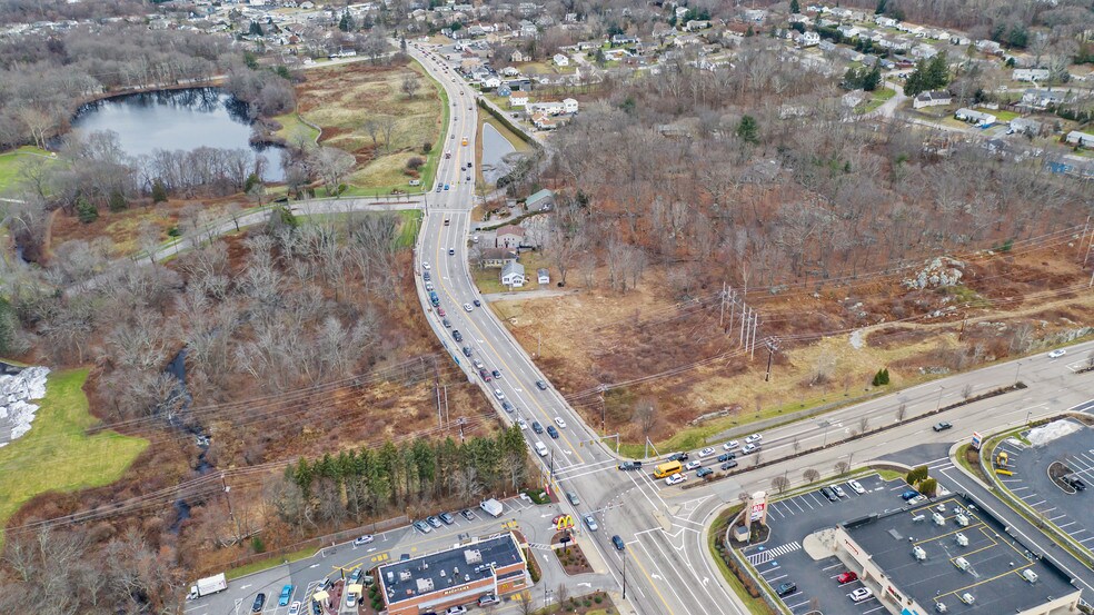 More Photos Of 1360-1362 Atwood Ave, Johnston Land For Lease