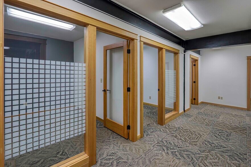 More Photos Of 316 N 2nd Ave, Sandpoint Office For Lease