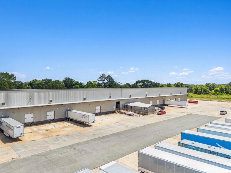 More Photos Of 801 Riverbarge Rd, Monroe Distribution For Sale