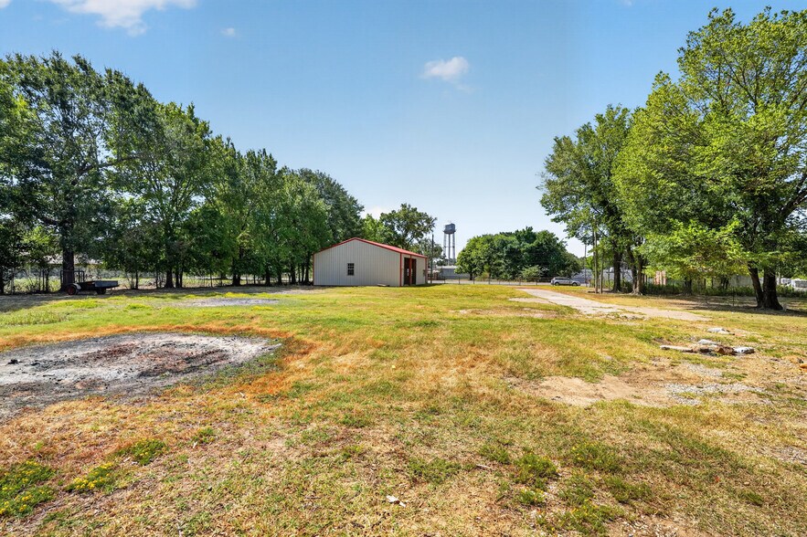 More Photos Of 0 Hwy 80, Mineola Industrial For Sale