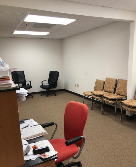 More Photos Of 849 Pickens Industrial Dr, Marietta Distribution For Lease