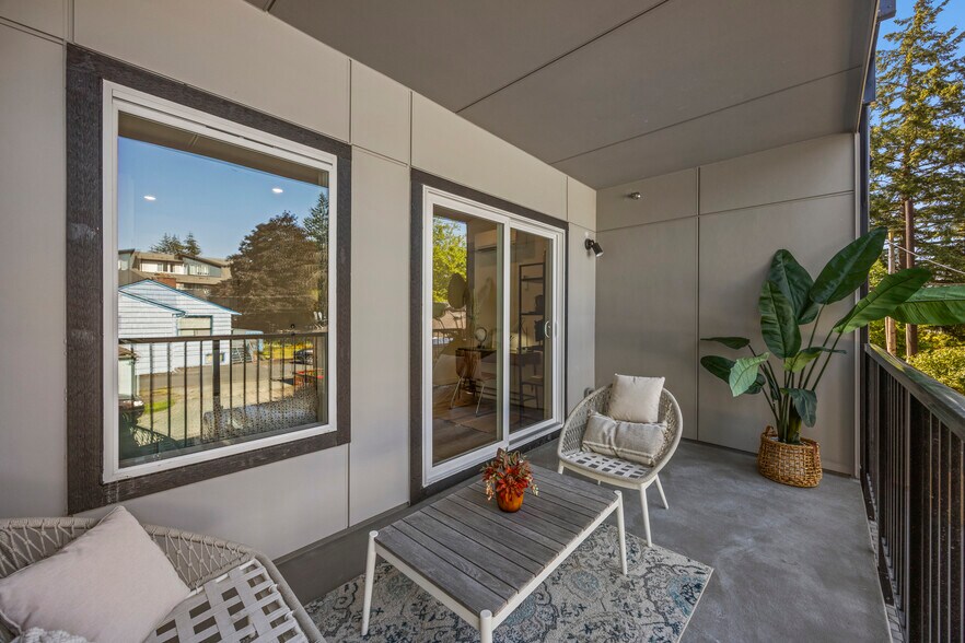 More Photos Of 2152 N 185th St, Shoreline Apartments For Sale
