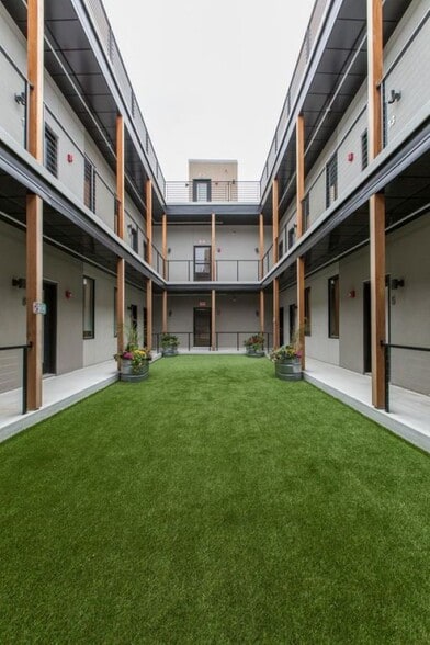 Primary Photo Of 4304 Cresson St, Philadelphia Multifamily For Sale