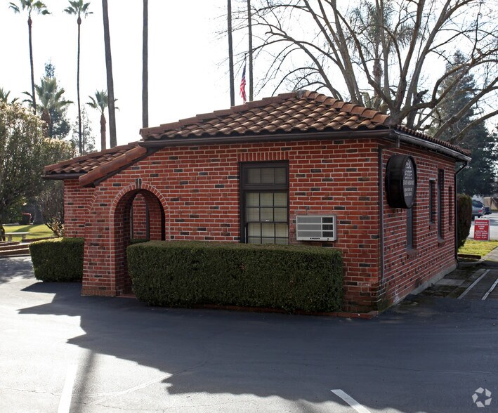 More Photos Of 9841 Horn Rd, Sacramento Office For Lease